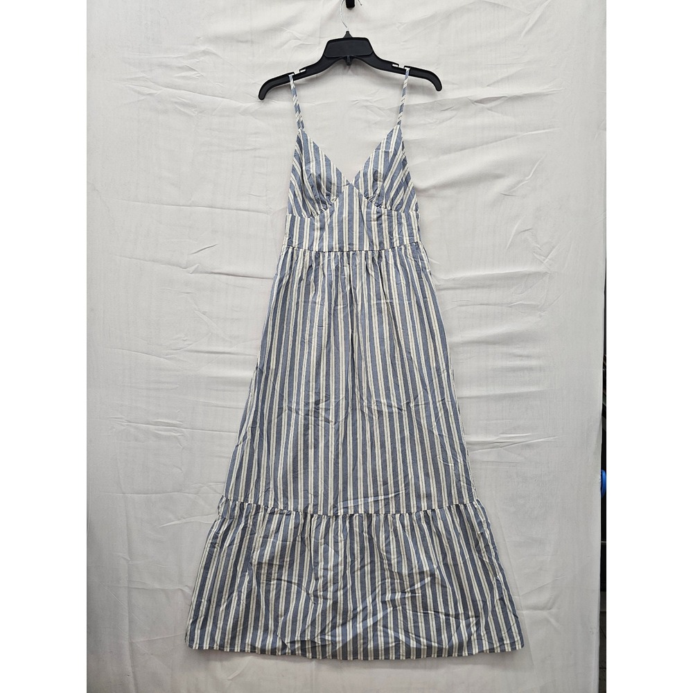 Universal Thread Womens Blue Stripe V-Neck Maxi Dress Smocked Back Small NWT